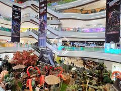 -URBAN REVIVO(上海中庚漫游城店)