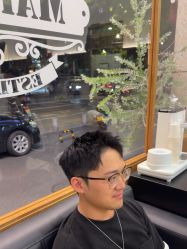 -MARTIN'S BARBER SHOP男士理发馆