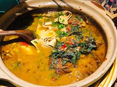 柴火稻草鱼-吃饭皇帝大土家民族菜(正大广场店)