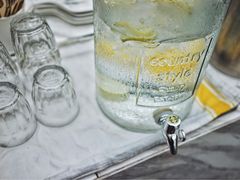 -UNI UNI(环亚凯瑟琳店)