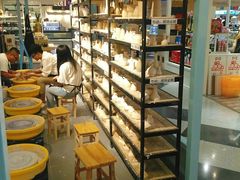 面包甜点陈列柜-鹿客西街(欧乐时尚广场店)