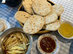 -多伦诺尔莜面庄