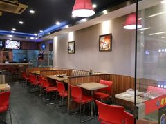 大堂-尊宝比萨(较场口店)