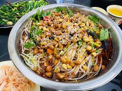-周良天山牛杂城(天山路总店)