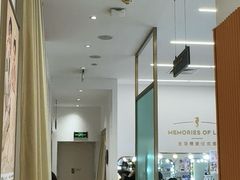 -海马体照相馆(万菱汇店)
