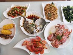 -覃记海鲜美食餐厅