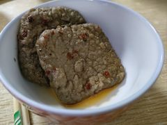-小许三鲜砂锅馄饨店(家多乐烟酒店)
