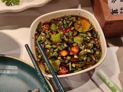 -椰子湾·海南火锅·糟粕醋·椰子鸡(正大广场店)