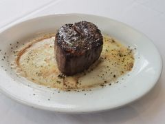 小菲力-茹丝葵经典牛排馆(成都IFS店)