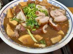 精品大肠卤煮火烧-门框胡同百年卤煮(新街口店)