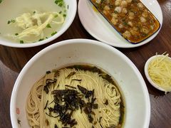 蟹粉虾仁面-朱新年·苏式汤团·面点(北寺塔店)