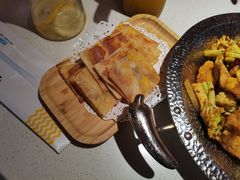 印度飞饼-小鱼小牛·鱼牛干锅·脆鱼火锅(世欧广场店)