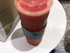 -奈雪的茶(湖滨银泰in77C区PRO店)
