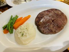-斗牛士牛排(南京东路店)