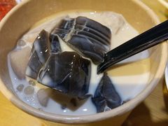 奶茶烧仙草-一只小云朵a little cloud