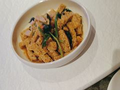 -巴特餐饮6加1音乐餐吧·新疆菜