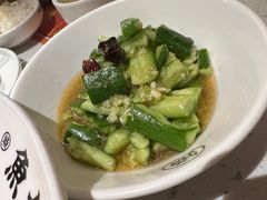 刀拍小黄瓜-江渔儿酸菜鱼(奥园广场金发购物中心店)