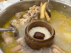-朴小妹人参鸡汤火锅(长白山万达店)