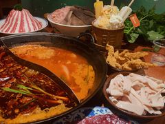 -周小明火锅(黑金冠社区店)