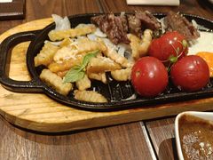 -港丽餐厅(正大店)