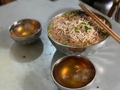 -正宗杨记普洱酸醋米线(总店)