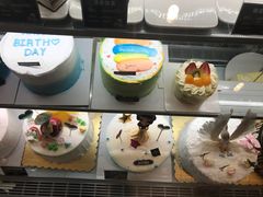 -焙丽拾光(麦凯乐直营店)