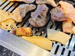 -臻牛烤肉