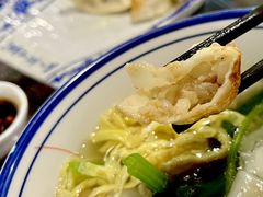 -长人馄饨铺(解放街店)