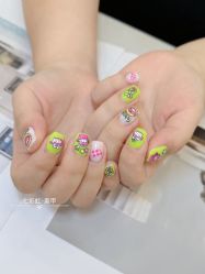 -七彩虹美甲美睫 半永久