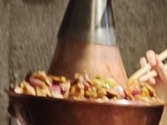 -炉小二铜锅牛蛙•川湘菜(三里屯店)