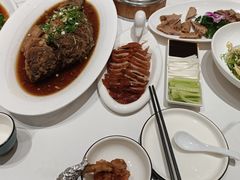 -梅利汴京烤鸭•开封豫菜地标店(东大街店)