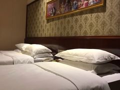 -维也纳酒店(广州番禺市桥地铁站店)