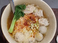 馄饨竹升面-全渔村小海鲜