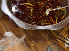 -乡土特色.冷锅鱼.牦牛肉汤锅