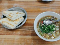 -老字号贾家肉丸糊辣汤(光明巷店)
