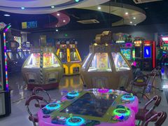 -星悦蓝海欢乐园(石路天虹店)
