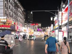 -张公桥美食街