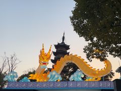 -龙华寺