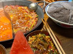 -萍姐火锅·公路夜市(武汉首店)