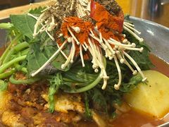 -喇喇排骨火锅·传统韩式脊骨汤(望京西园总店)