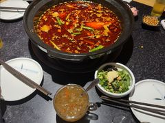 -小饕荟雅安贡椒鱼鲜馆(广福桥店)