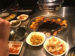 -韩聚屋韩国烤肉餐厅(新北万达店)