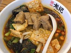 -湘人龙记老长沙米粉(鸟巢店)