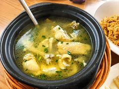 -品鲜村农家菜·阳澄湖大闸蟹(总店)