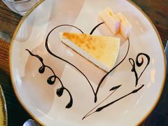 芝士蛋糕-SISTERS BAR RESTAURANT川意酒馆(嘉善老市H楼店)