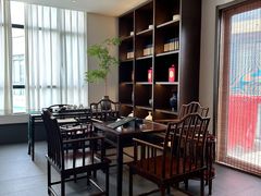 -梅花香里大酒店(郁金香路店)