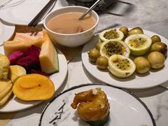 -金马门国际美食百汇(珞喻路店)