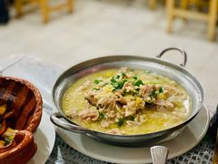 酸汤肥牛-YI PIN JU 一品居中餐厅 中国超市