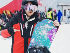 -哈尔滨热雪奇迹