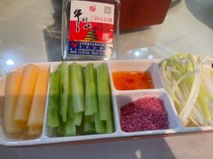 -大鸭梨烤鸭店(光彩店)